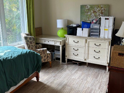 <b>Create a system</b><br>Imagine you do a puzzle. So i match similar items together. Don’t underestimate containers, baskets and drawer. They are the perfect fit for especially small items. 